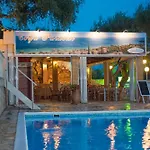 Paradisus Apartments